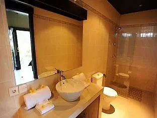 The Lavana Villa Tanjung Lima Legian 0*, Legian (Bali)