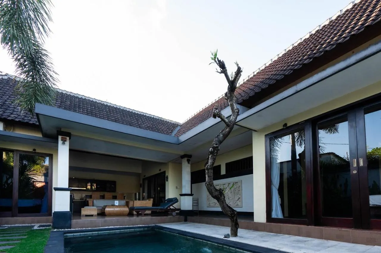 The Lavana Villa Tanjung Lima Legian