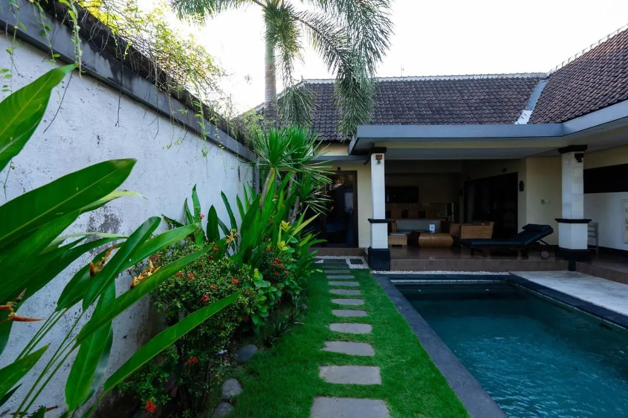 The Lavana Villa Tanjung Lima Legian