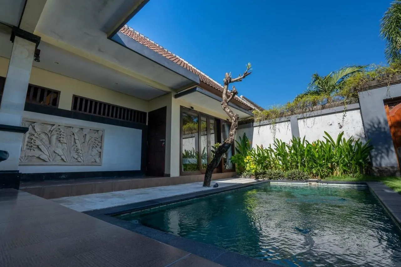 The Lavana Villa Tanjung Lima Legian 0*,