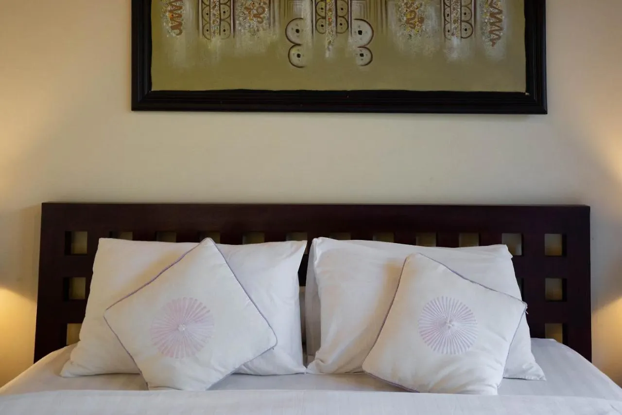 The Lavana Villa Tanjung Lima Legian 0*,  Indonezja